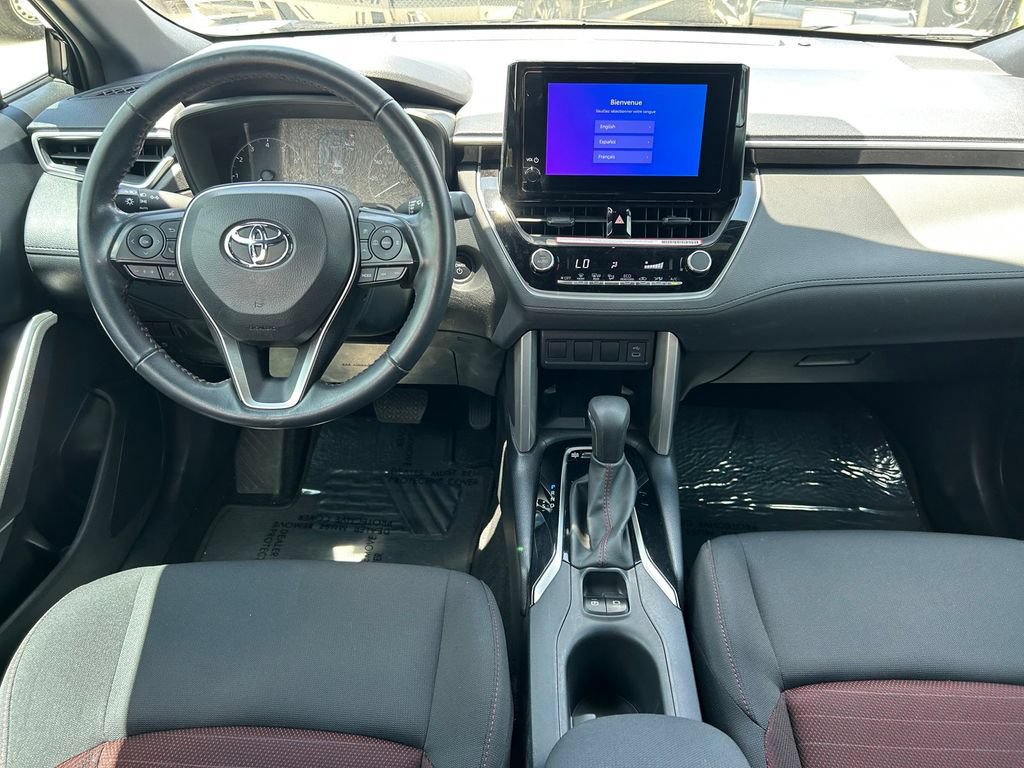 Used 2024 Toyota Corolla Cross AWD Hybrid image 17