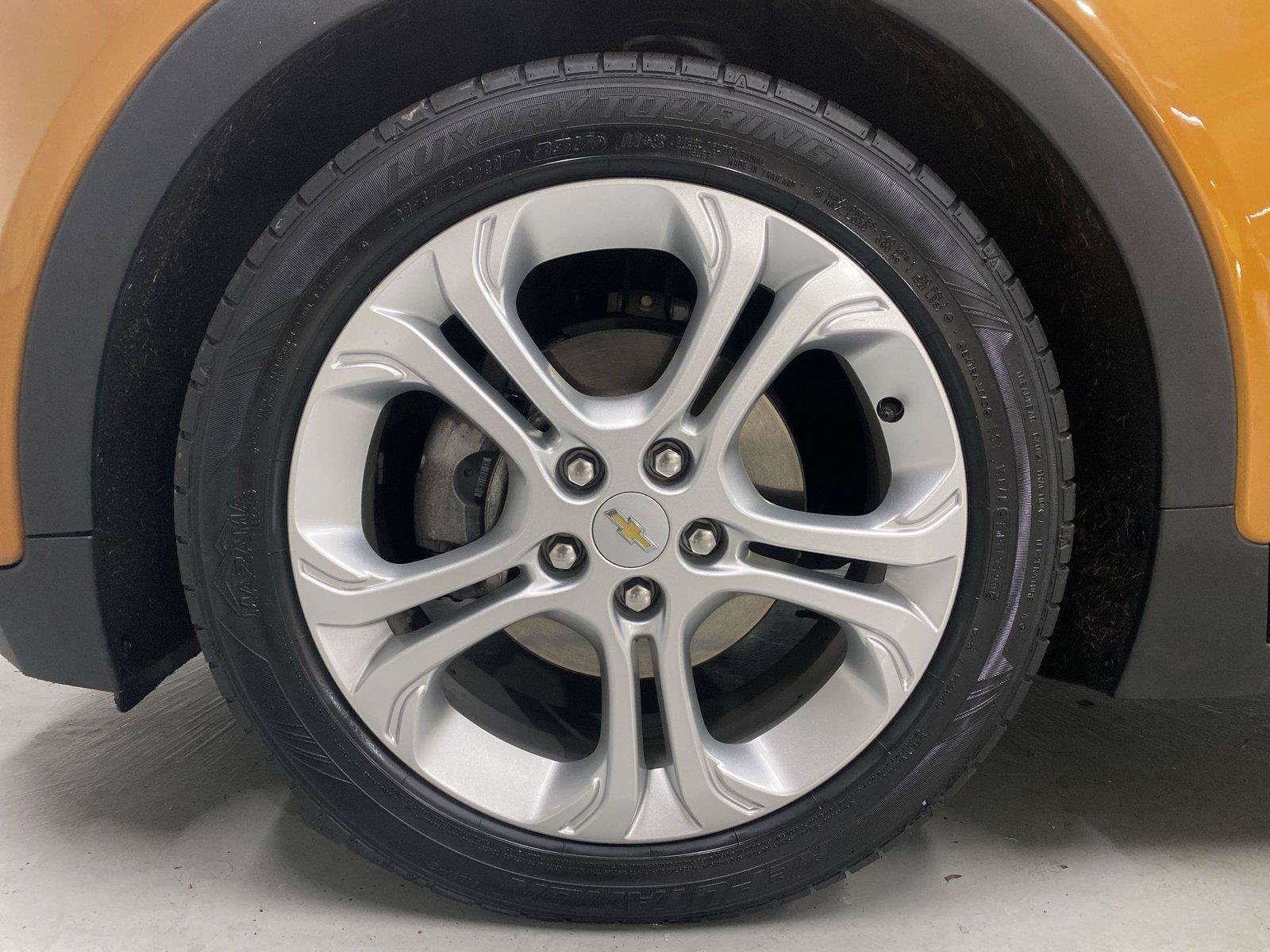 Used 2017 Chevrolet Bolt LT FWD image 22