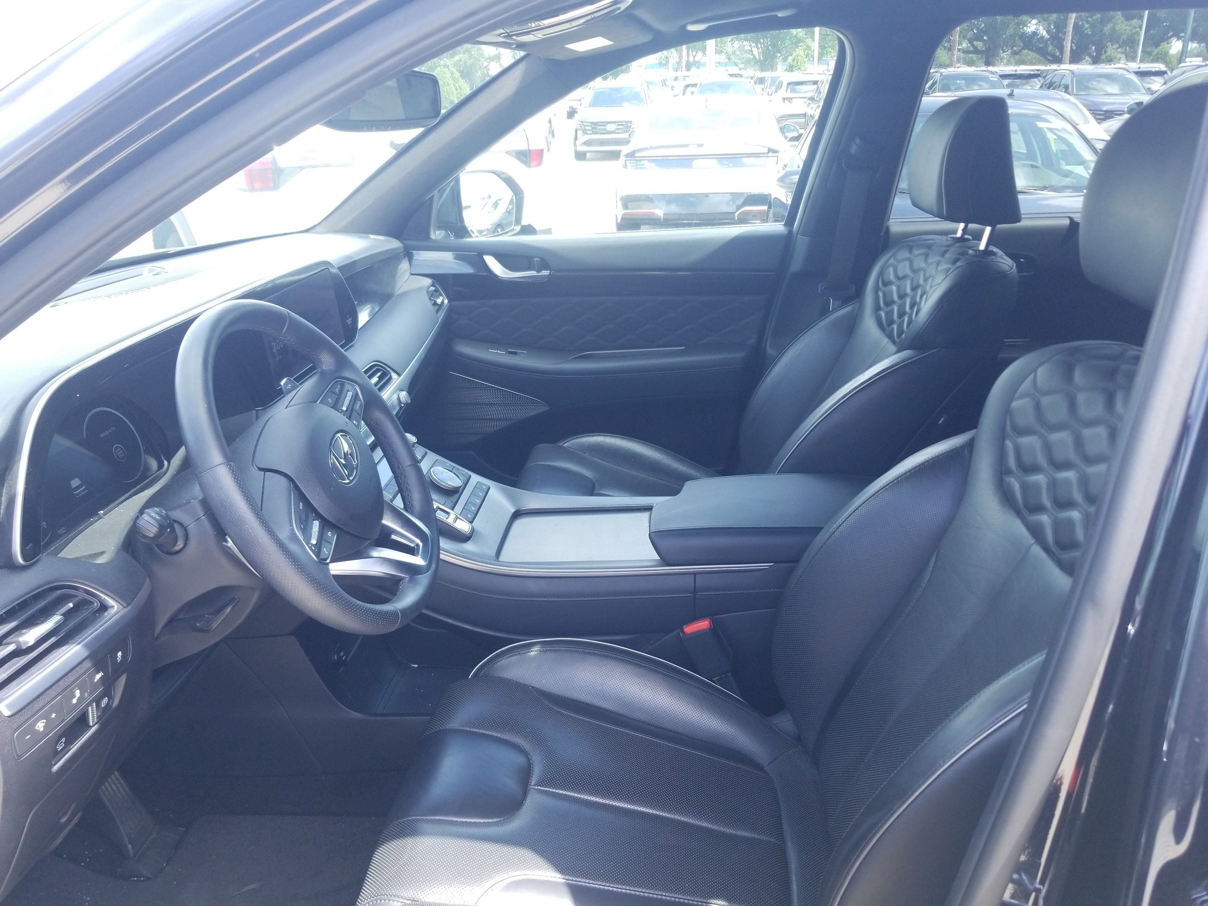 Used 2022 Hyundai Palisade Calligraphy image 10