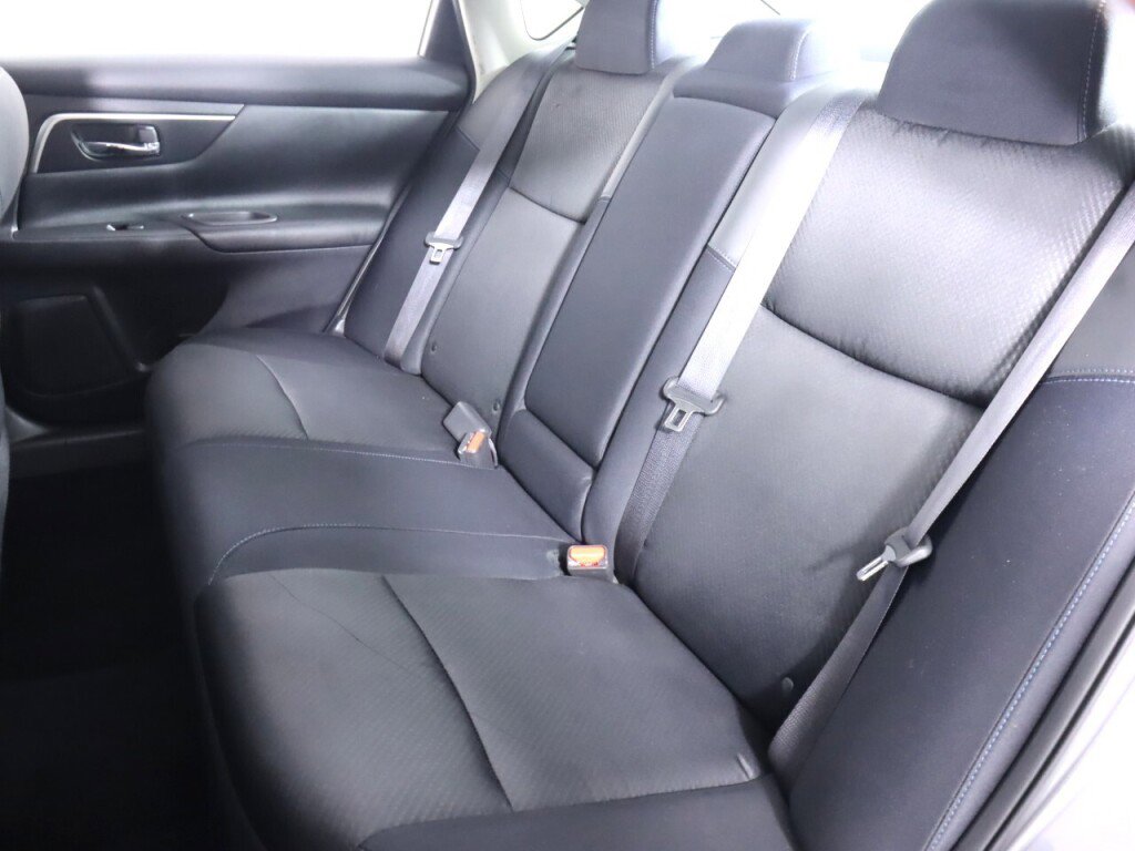 Used 2017 Nissan Altima 2.5 SR FWD image 29