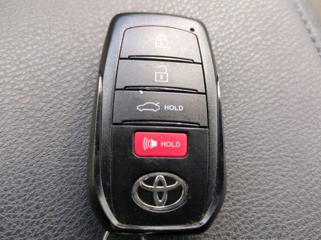 Used 2025 Toyota Camry XSE image 28