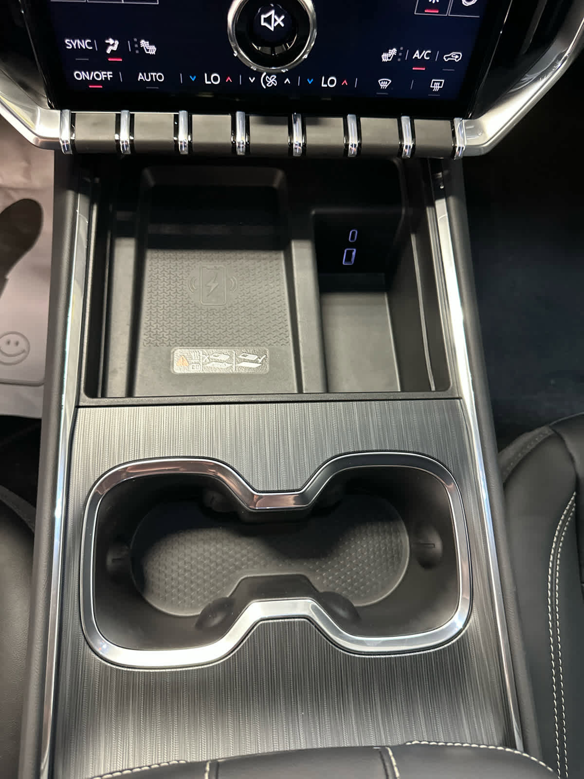 New 2026 GMC Acadia Elevation w/ Elevation Premium Package image 17