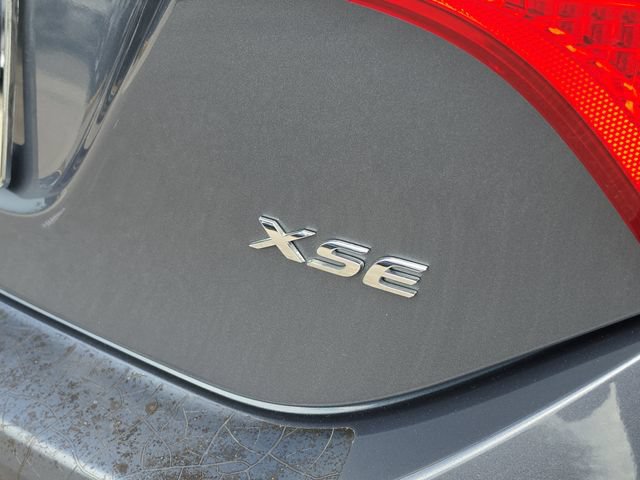 Used 2018 Toyota Corolla XSE FWD image 6