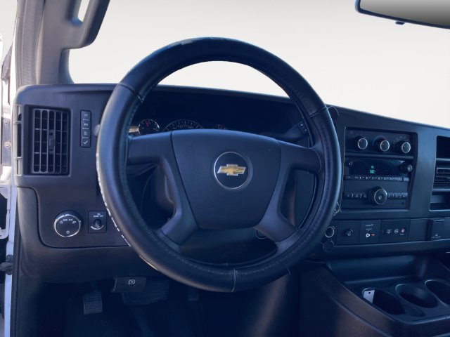 Used 2018 Chevrolet Express 2500 RWD image 12