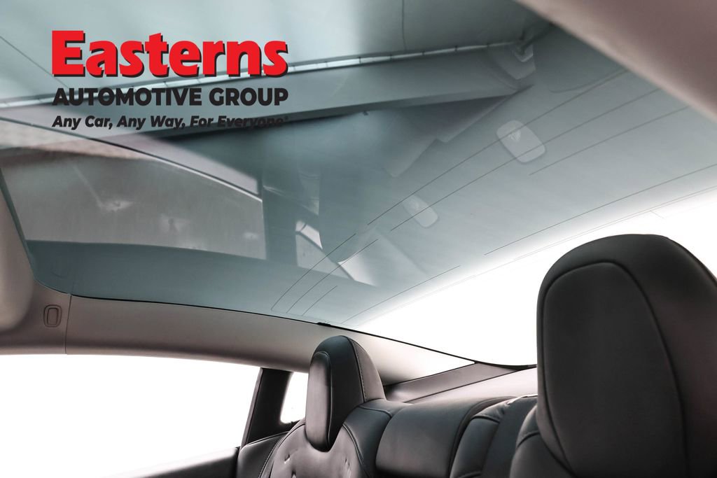 Used 2023 Tesla Model 3 Standard Range image 30