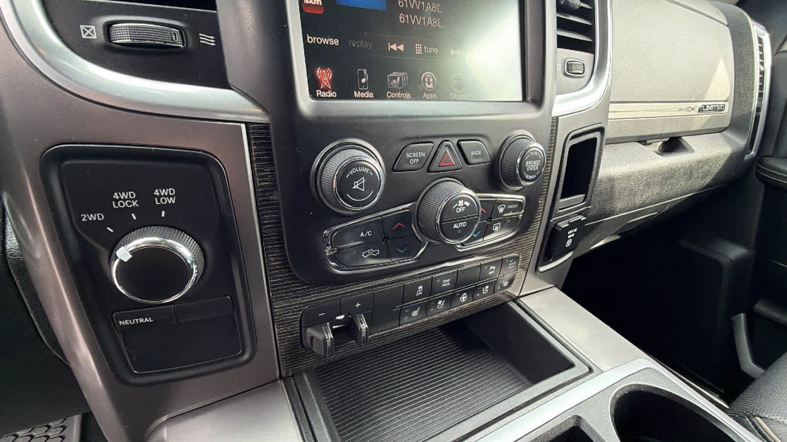 Used 2015 RAM 2500 Limited image 14