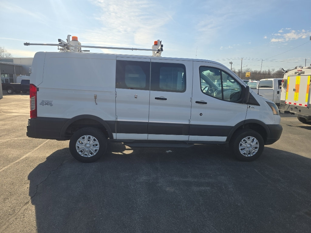 Used 2017 Ford Transit 250 Base image 5