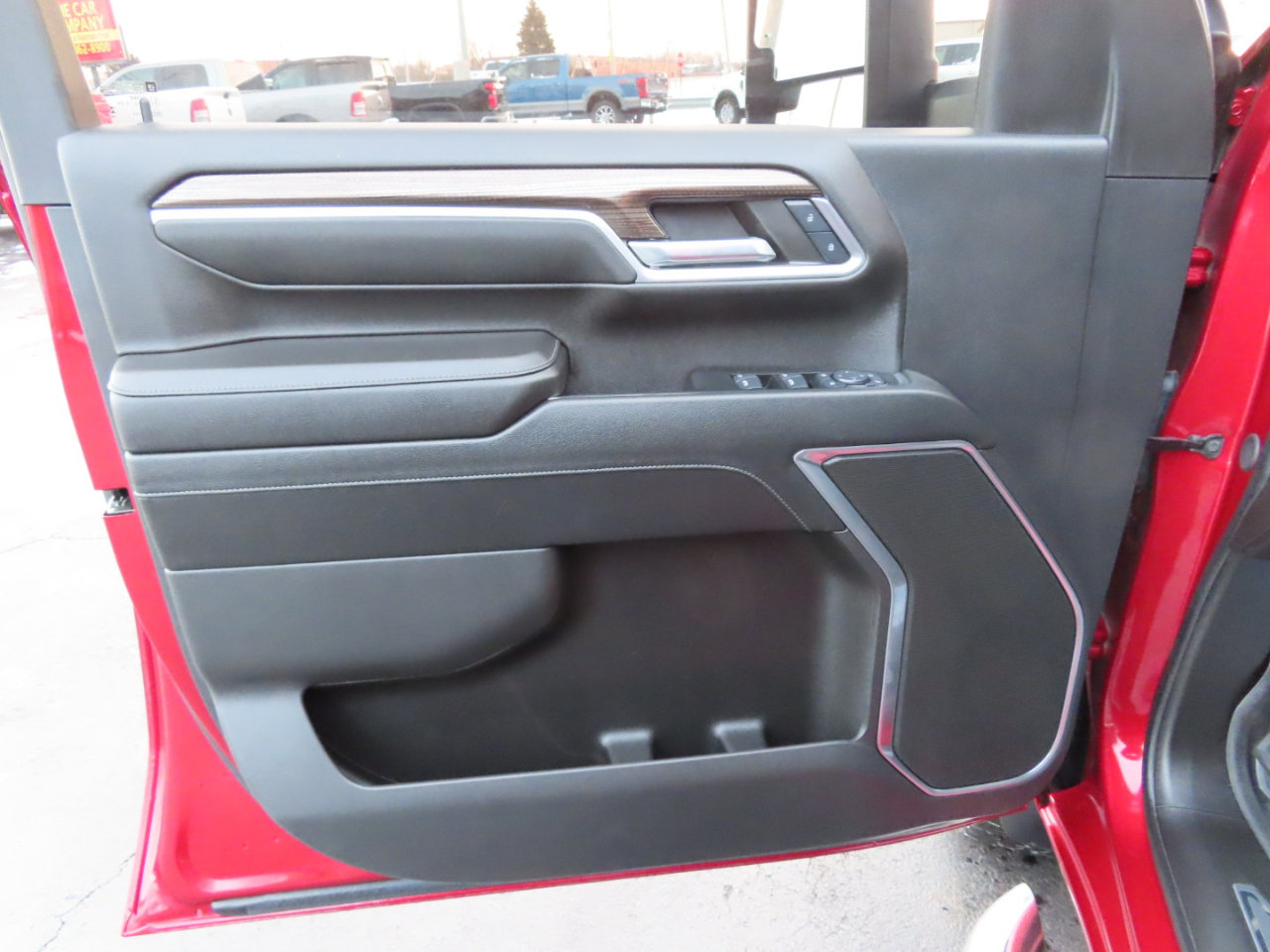 Used 2024 Chevrolet Silverado 2500 LT image 29