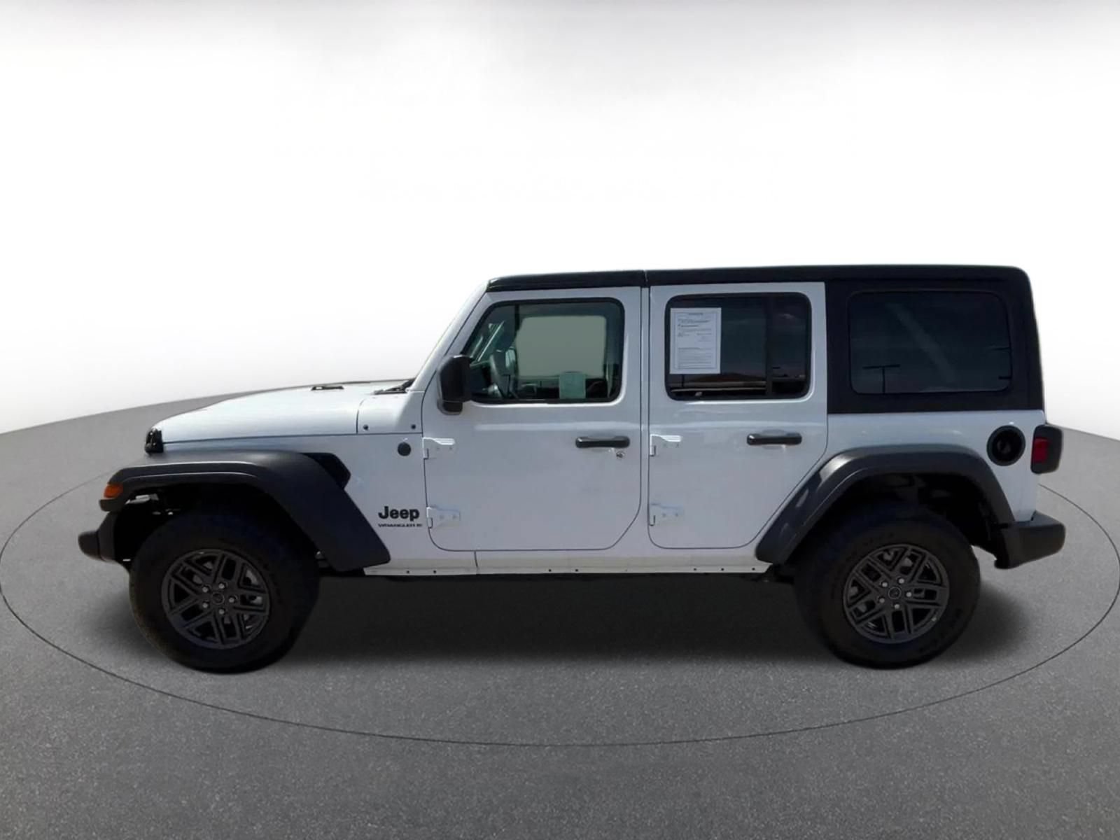 Used 2025 Jeep Wrangler Unlimited Sport AWD/4WD image 9