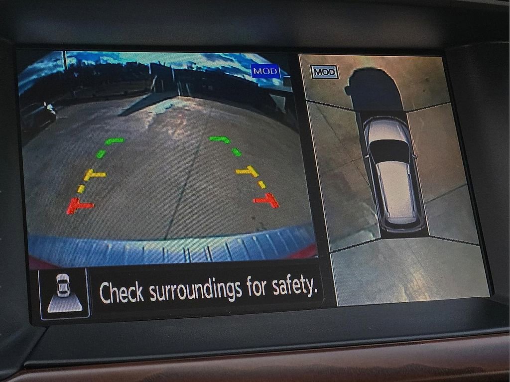 Used 2019 Nissan Pathfinder Platinum image 16