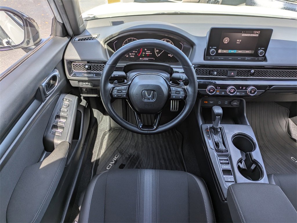 Used 2025 Honda Civic Sport image 15
