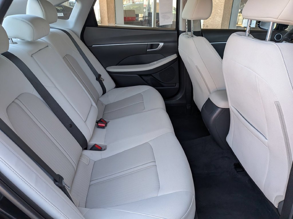 Used 2025 Hyundai Sonata SEL FWD image 26