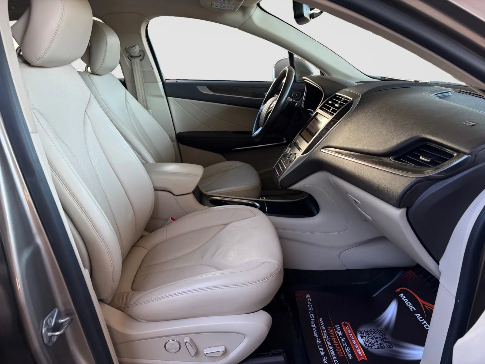 Used 2019 Lincoln MKC Reserve AWD/4WD image 20