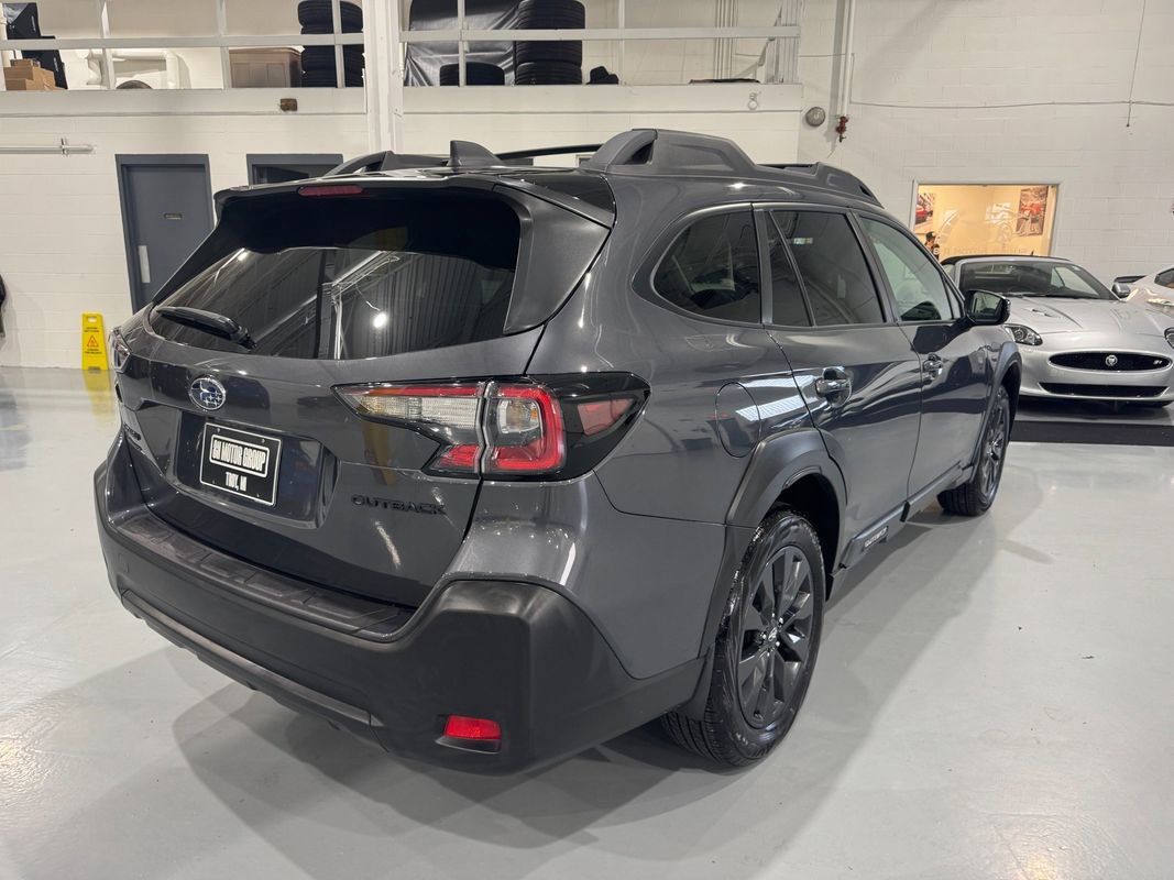 Used 2023 Subaru Outback Onyx Edition image 7