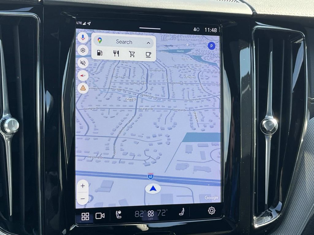 Used 2022 Volvo XC60 B5 R-Design w/ Climate Package image 34