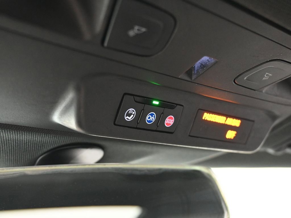 Used 2023 Chevrolet Camaro LT image 24