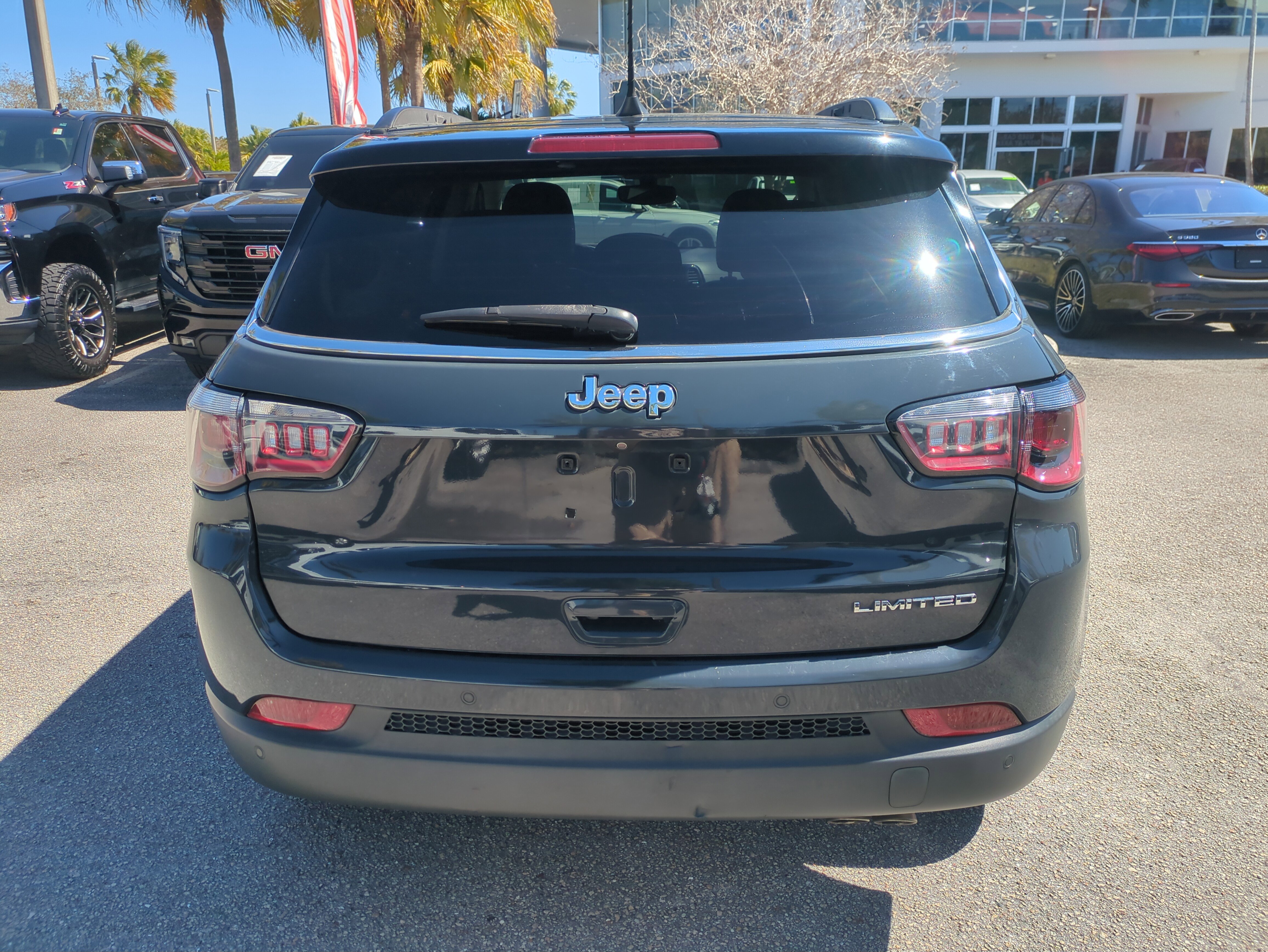 Used 2018 Jeep Compass Limited w/ Safe & Security Group image 6