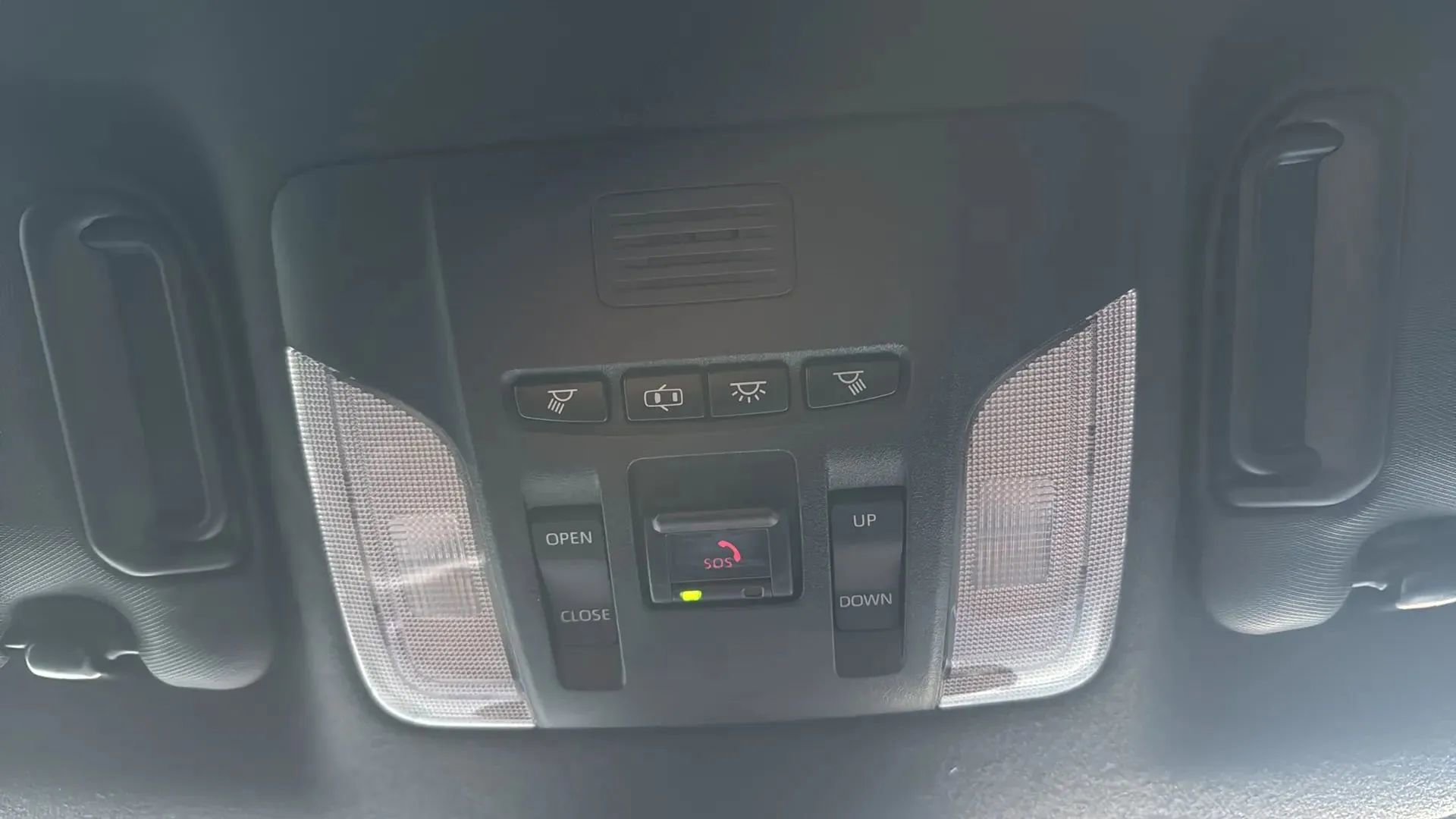 Used 2021 Toyota Corolla XSE image 21