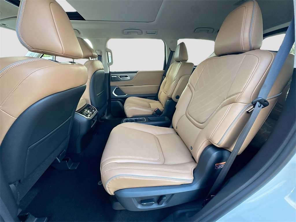 New 2026 INFINITI QX80 Luxe w/ Cargo Package image 26