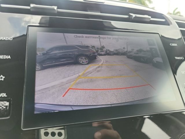 Certified 2024 Hyundai Tucson SE FWD image 21