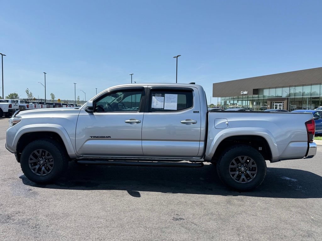 Used 2020 Toyota Tacoma SR5 RWD image 9