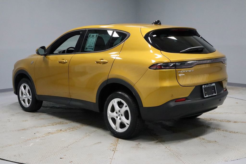 Used 2024 Dodge Hornet GT image 9