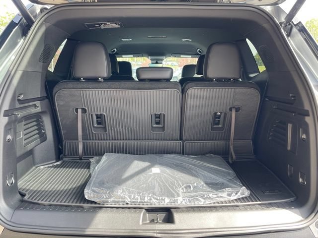 New 2026 GMC Acadia Elevation FWD image 26
