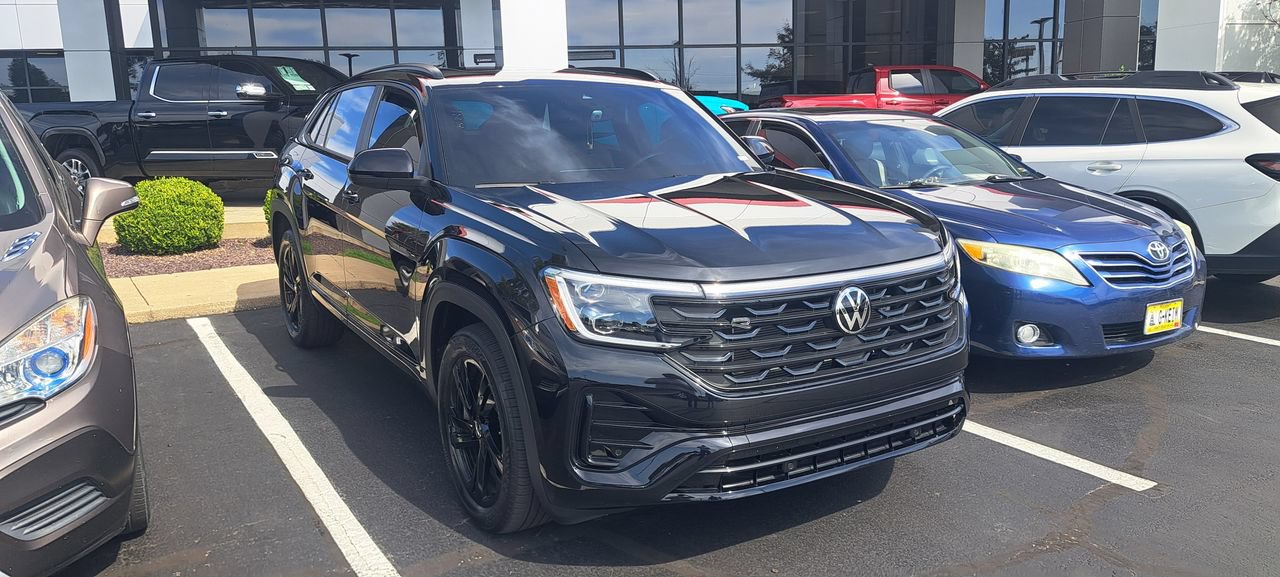 Used 2026 Volkswagen Atlas Cross Sport SEL R-Line