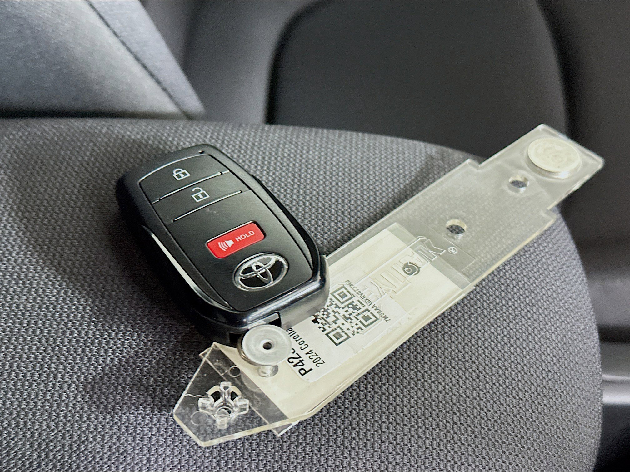 Used 2024 Toyota Corolla Cross LE w/ Moonroof Package image 33