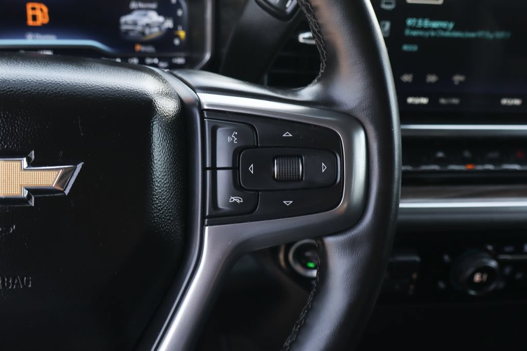 Used 2025 Chevrolet Silverado 1500 LT w/ Leather Package AWD/4WD image 28