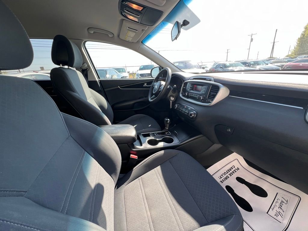 Used 2016 Kia Sorento L image 15