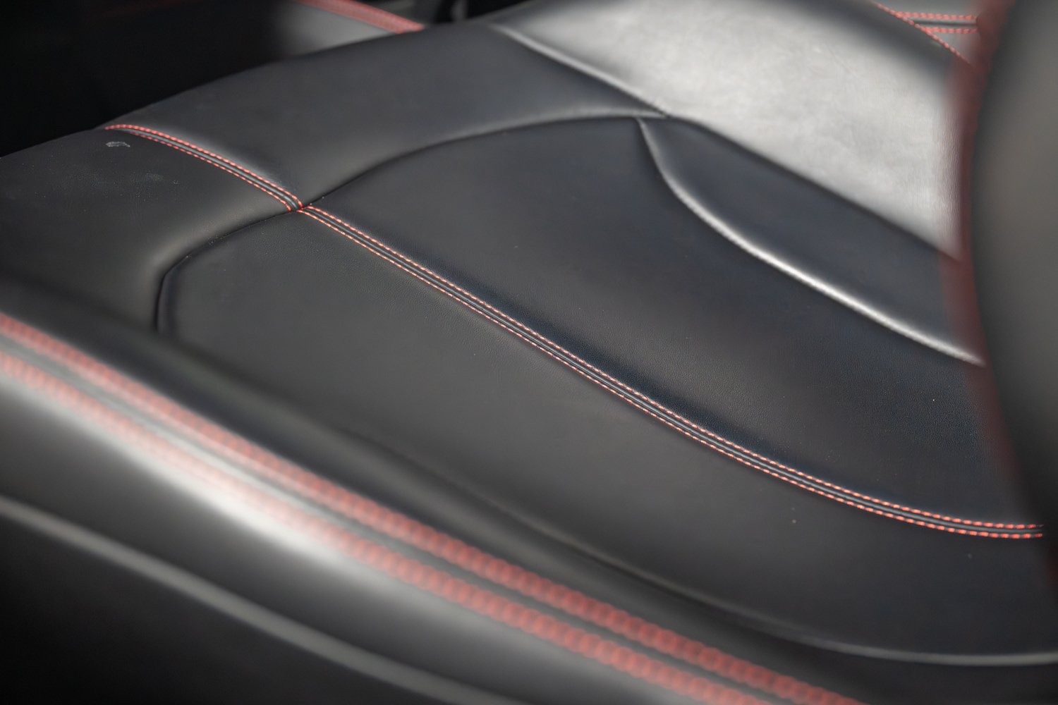 Certified 2021 Ferrari F8 Tributo RWD image 36