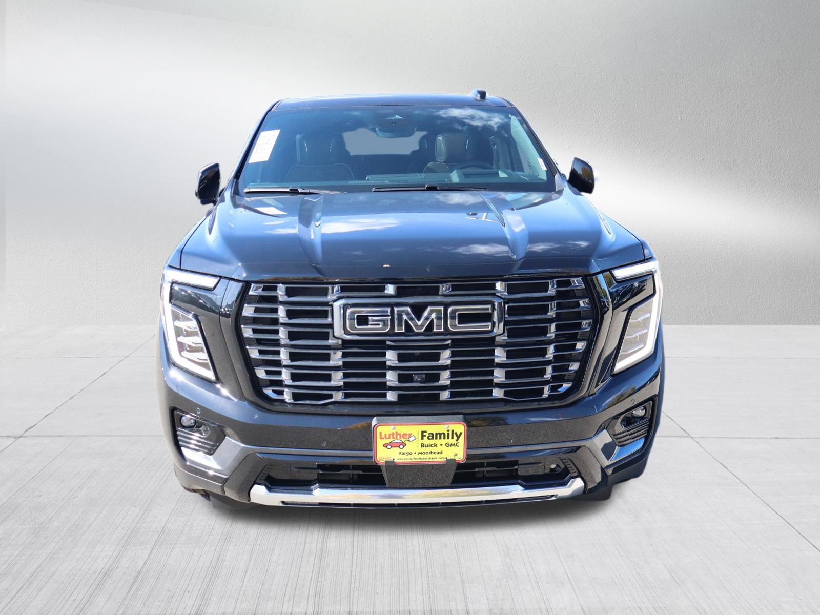 New 2026 GMC Yukon Denali Ultimate AWD/4WD image 2