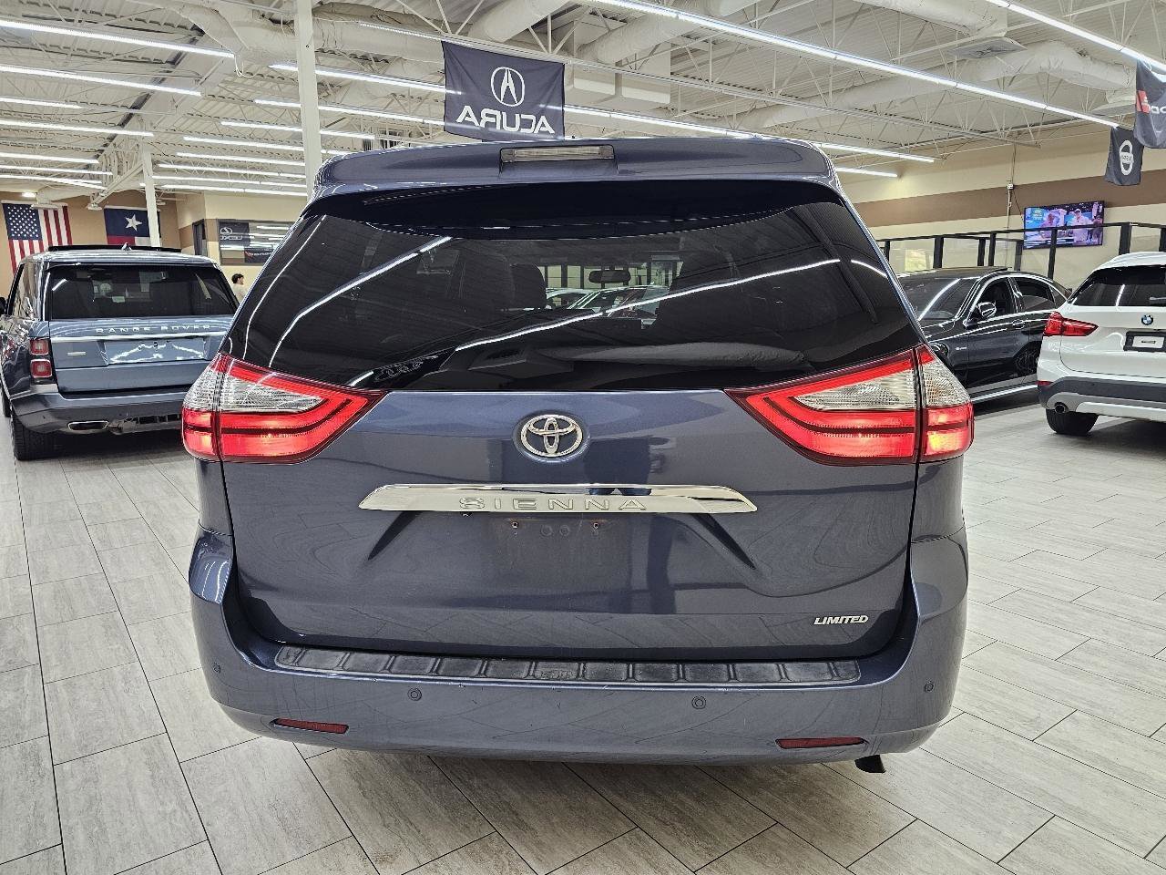 Used 2015 Toyota Sienna Limited FWD image 7