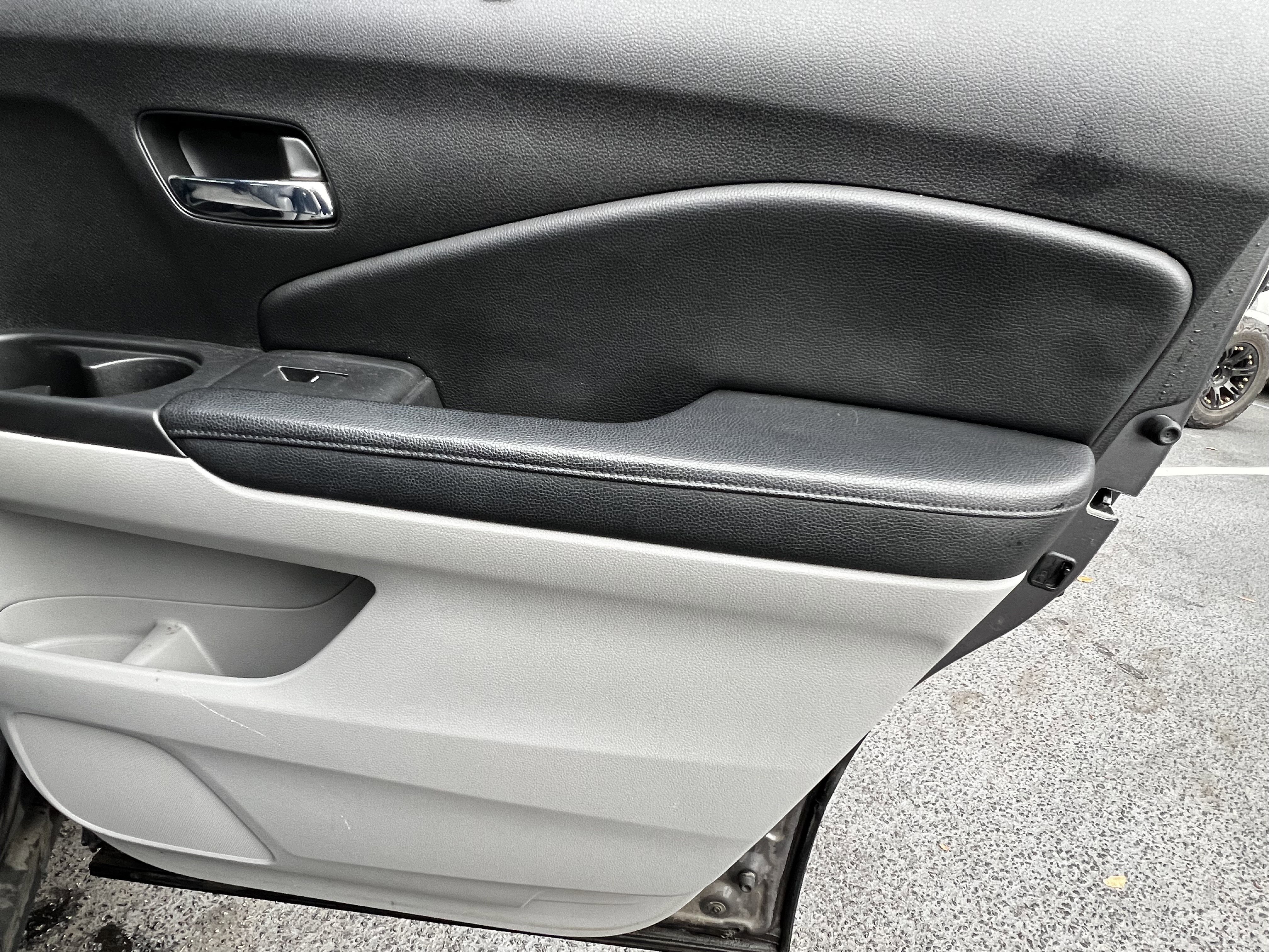 Used 2017 Honda Pilot Touring image 40