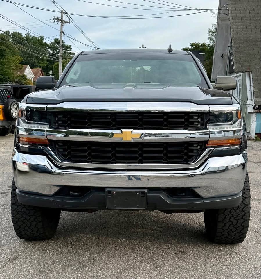 Used 2017 Chevrolet Silverado 1500 LS w/ LS Convenience Package AWD/4WD image 5