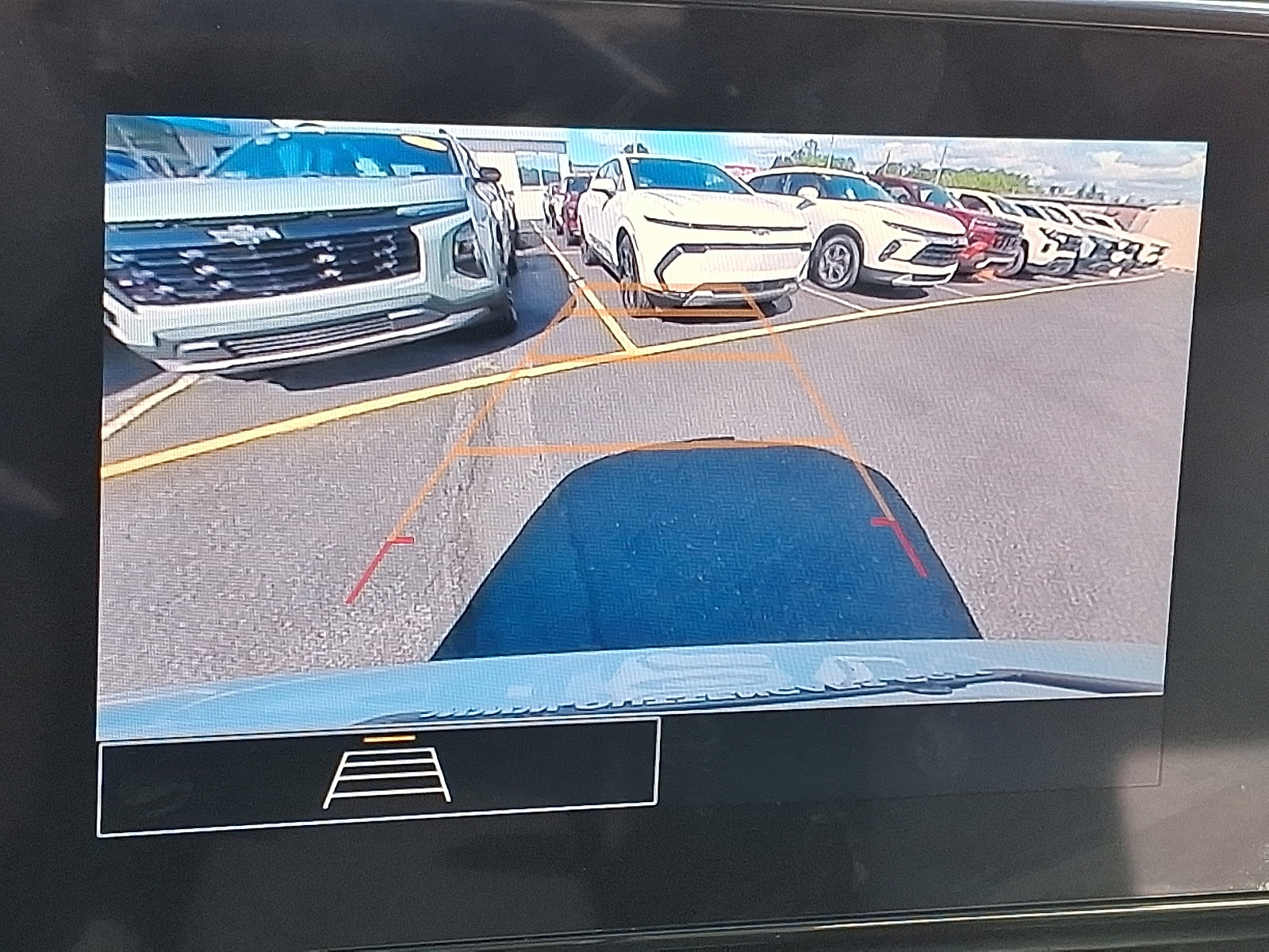 Used 2025 Chevrolet Trax LS image 18