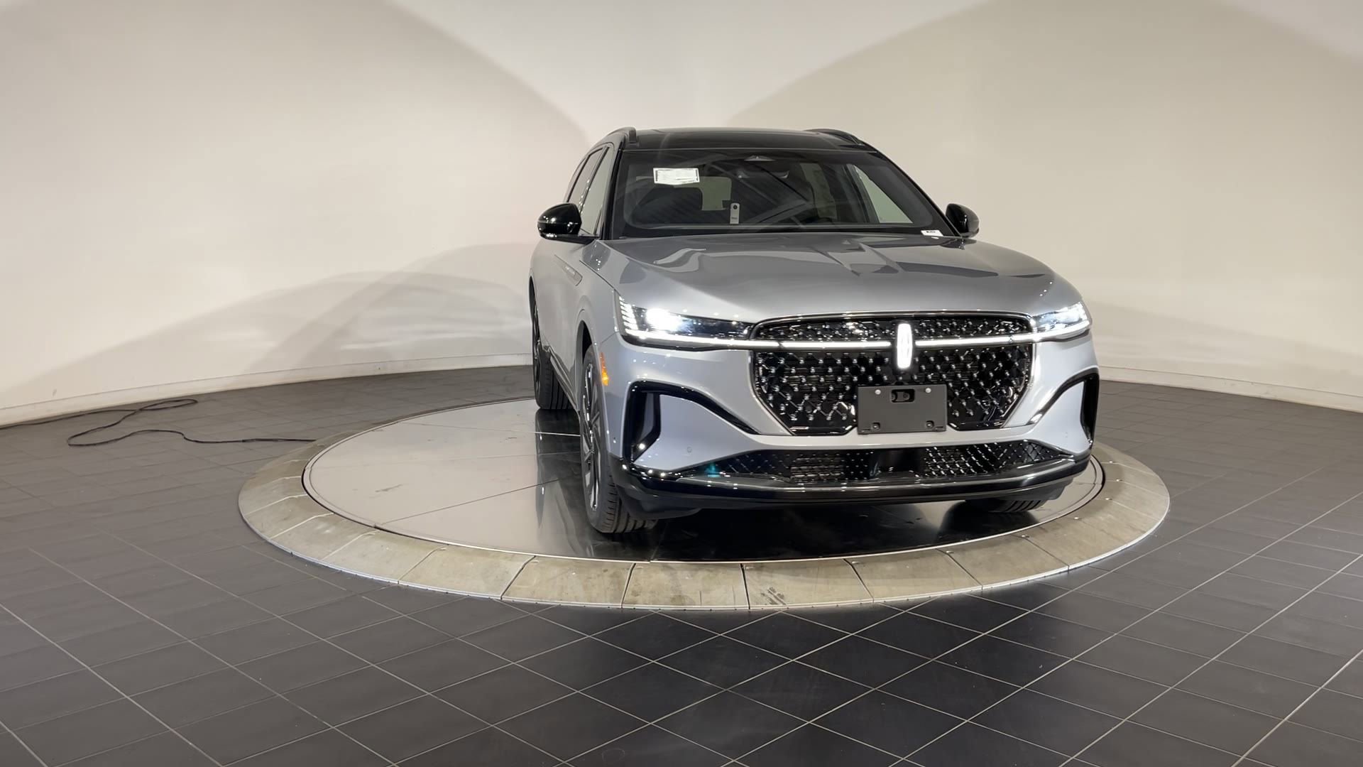 New 2024 Lincoln Nautilus Reserve w/ Equipment Group 202A image 3