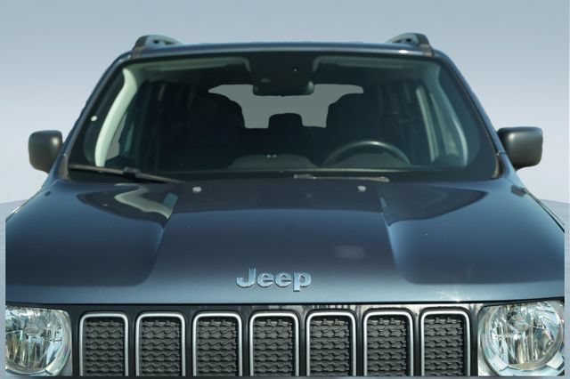 Used 2022 Jeep Renegade Latitude AWD/4WD image 41
