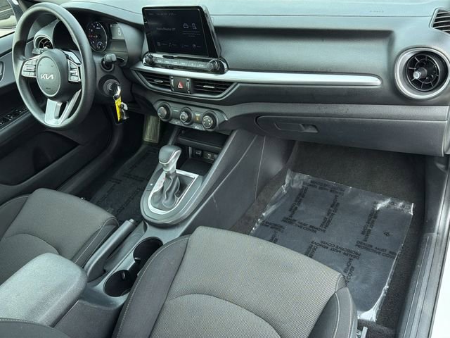 Used 2024 Kia Forte LXS image 36