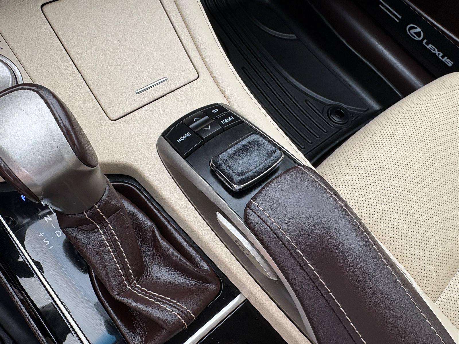 Used 2018 Lexus ES 350 w/ Navigation System Package FWD image 29