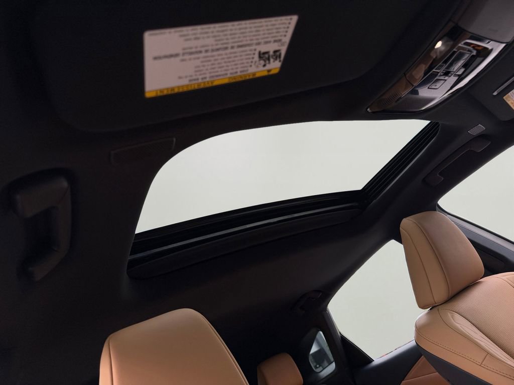 Used 2025 Lexus RX 350 Premium w/ Kick Sensor & Tow Package image 7