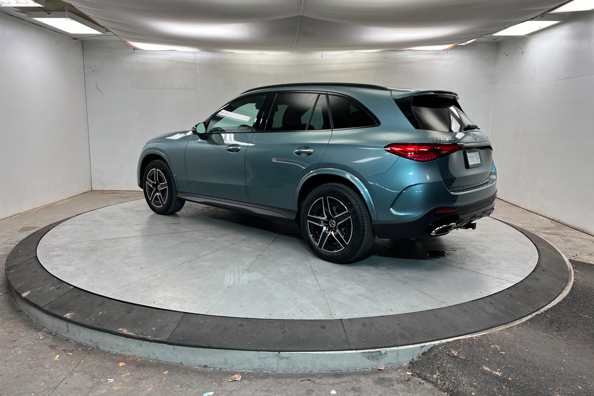 New 2026 Mercedes-Benz GLC 300 4MATIC image 3