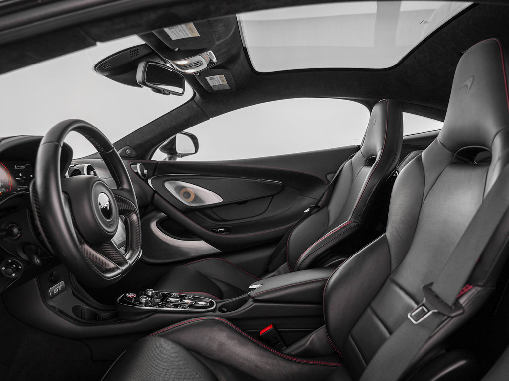 Used 2023 McLaren GT RWD image 24