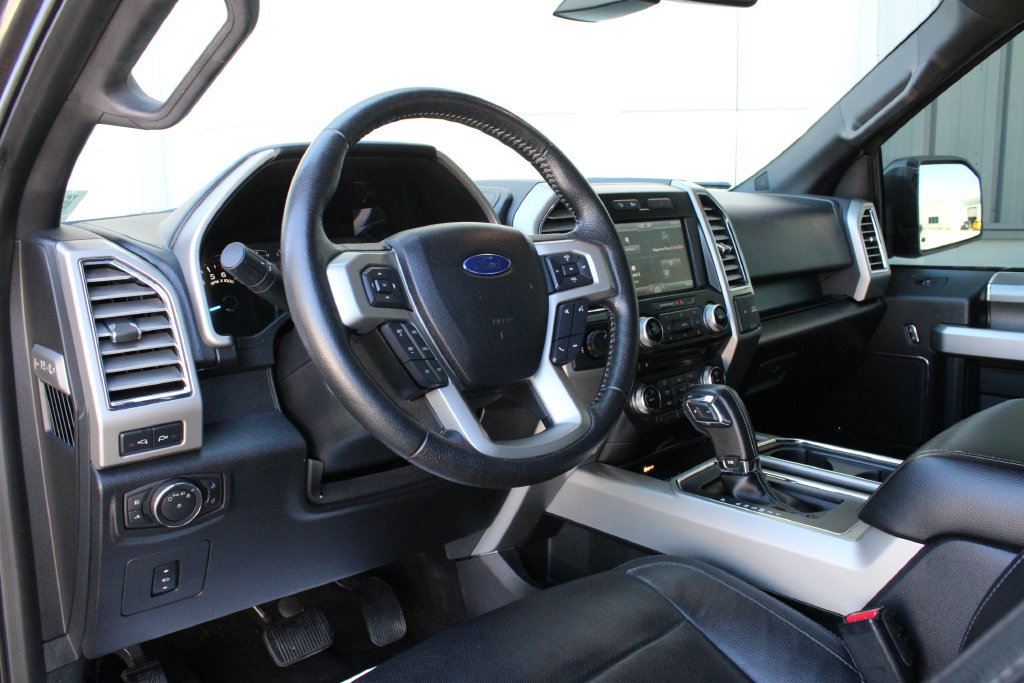 Used 2015 Ford F150 Lariat w/ Equipment Group 502A Luxury AWD/4WD image 2