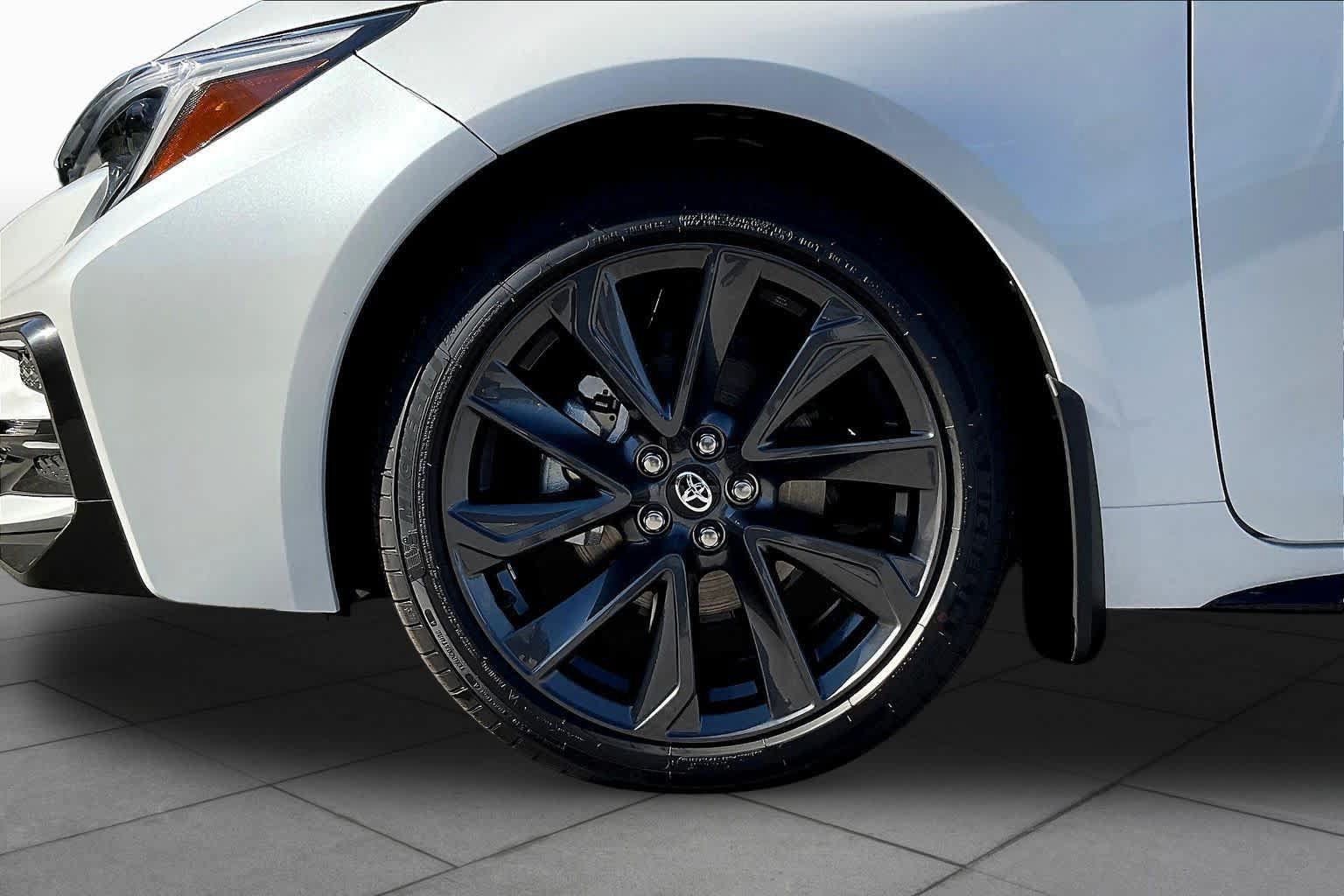 New 2027 Toyota Corolla SE FWD image 11