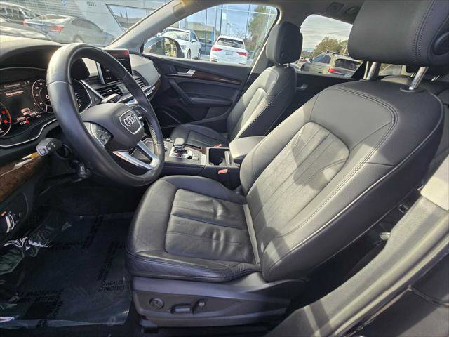 Used 2020 Audi Q5 e Premium Plus w/ Premium Plus Package image 24