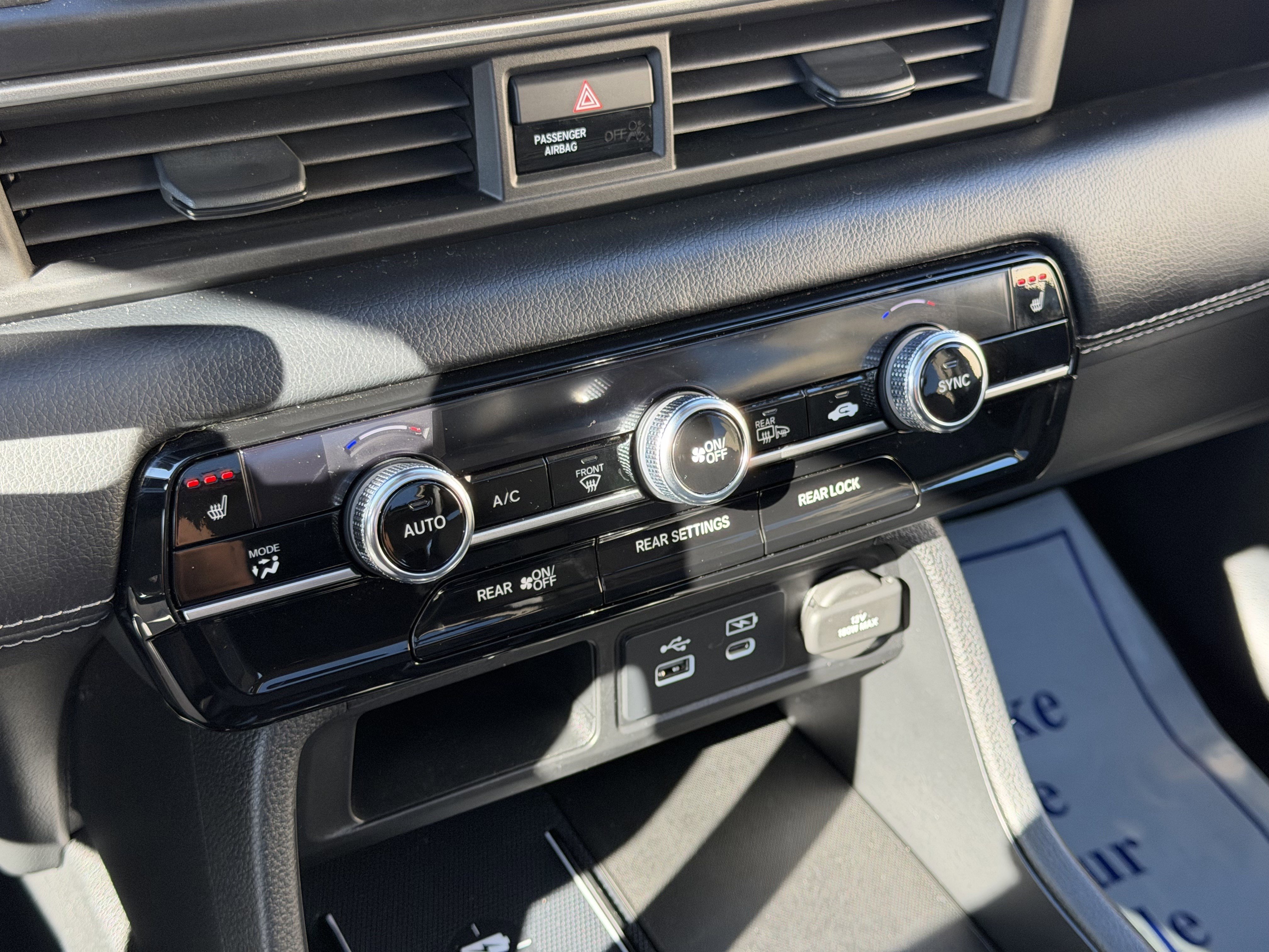 Used 2025 Honda Pilot Touring image 23