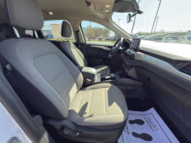 Used 2020 Ford Escape SE FWD image 20