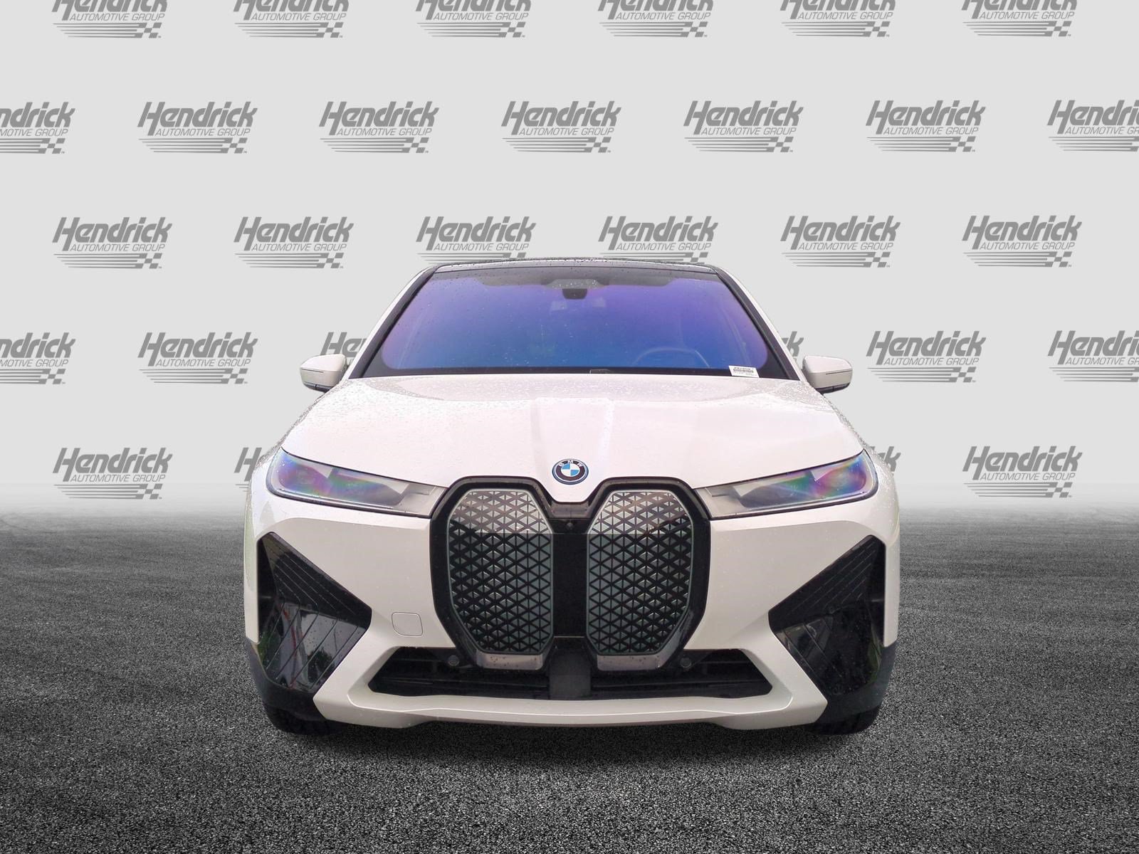 Certified 2024 BMW iX xDrive50 w/ Premium Package AWD/4WD image 3